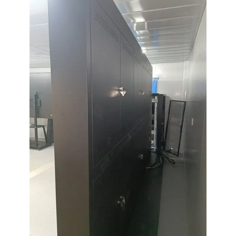 كيف يمكن لحامل شاشة LED الإلكترونية الأرضية مع باب الوصول تحسين تركيب الشاشة الكبيرة